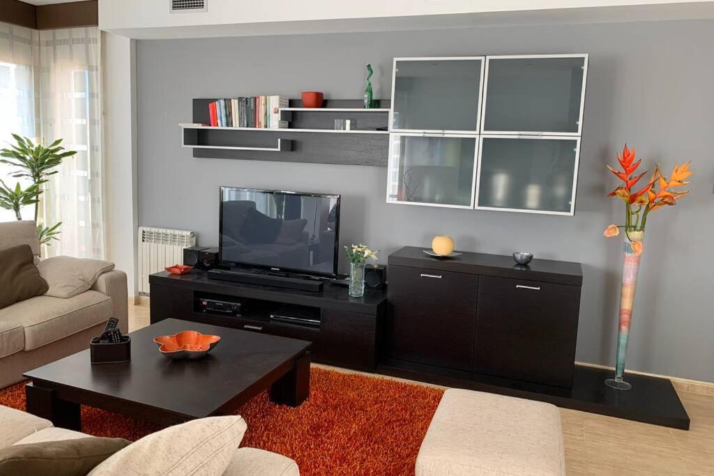 Apartamento Miramar . Amplitud Y Comodidad ألمازورا المظهر الخارجي الصورة