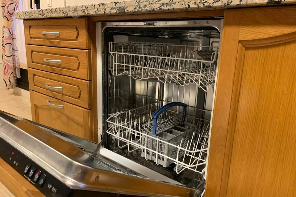 Apartamento Miramar . Amplitud Y Comodidad ألمازورا المظهر الخارجي الصورة