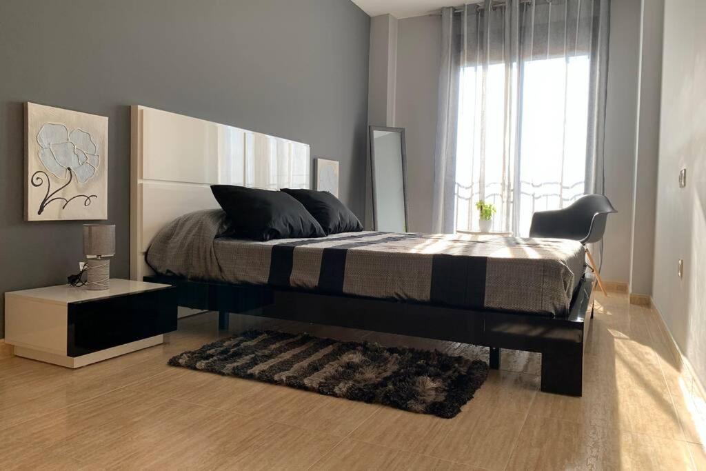 Apartamento Miramar . Amplitud Y Comodidad ألمازورا المظهر الخارجي الصورة