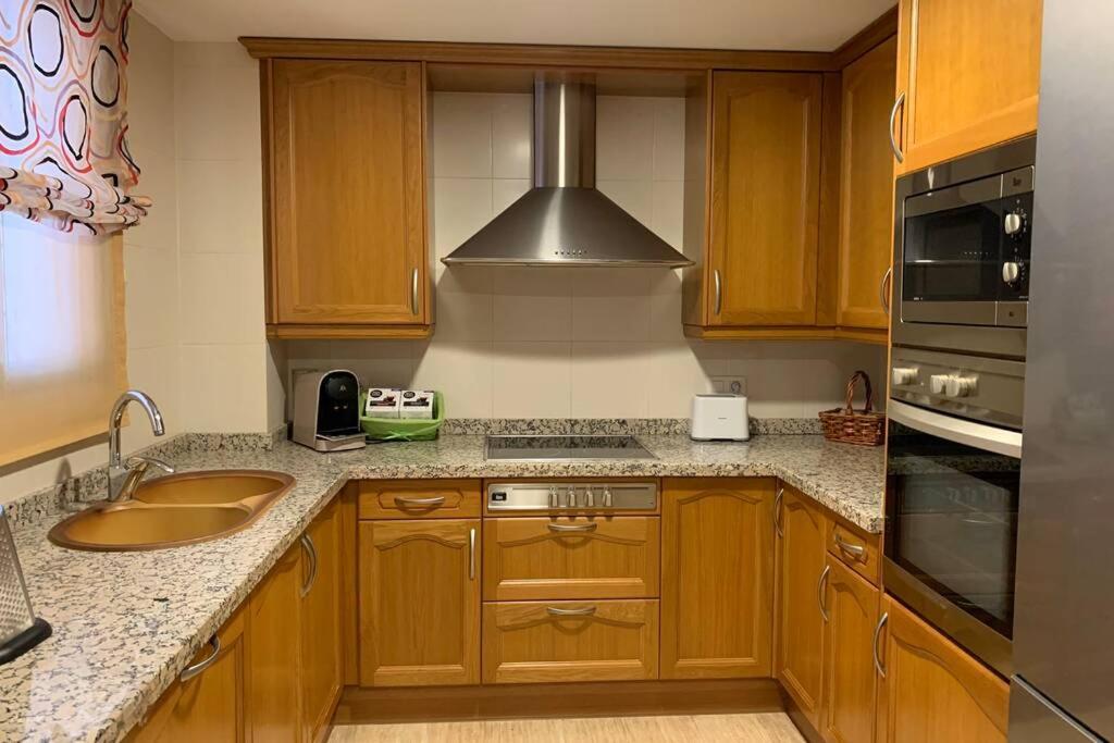 Apartamento Miramar . Amplitud Y Comodidad ألمازورا المظهر الخارجي الصورة