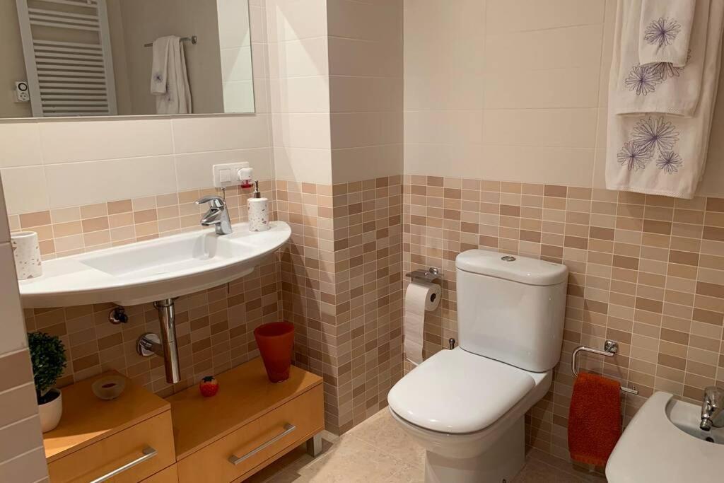 Apartamento Miramar . Amplitud Y Comodidad ألمازورا المظهر الخارجي الصورة