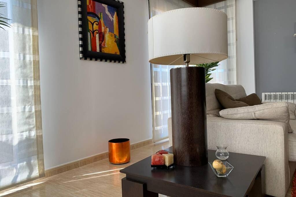 Apartamento Miramar . Amplitud Y Comodidad ألمازورا المظهر الخارجي الصورة